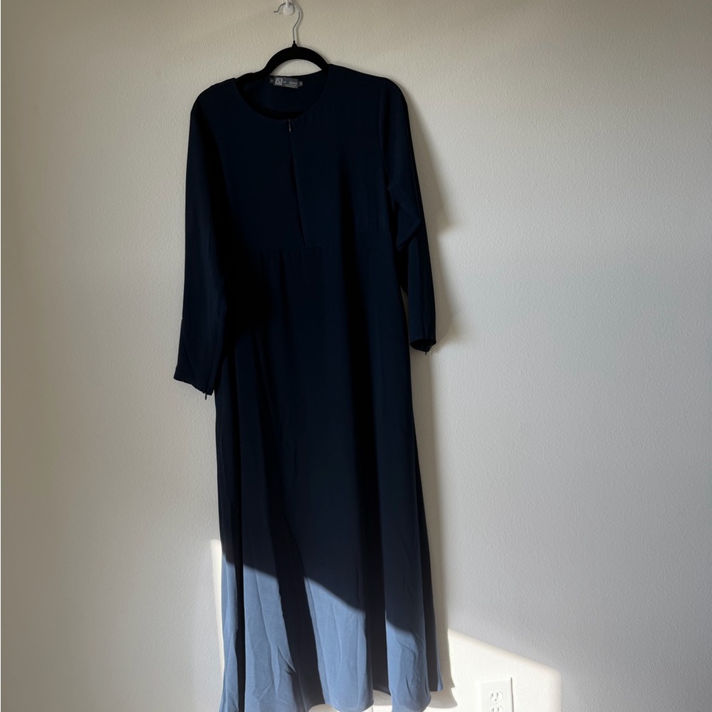 Elegant Navy Blue Maxi Dress